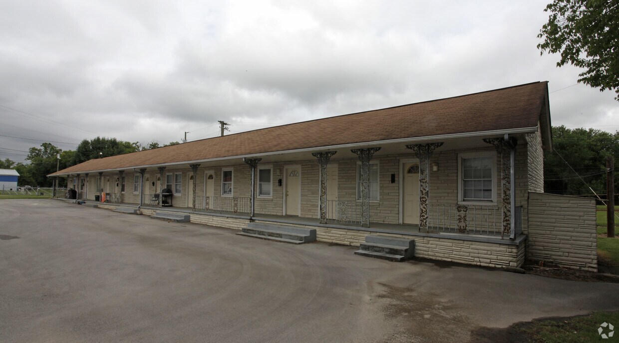Building Photo - 540 S Main St