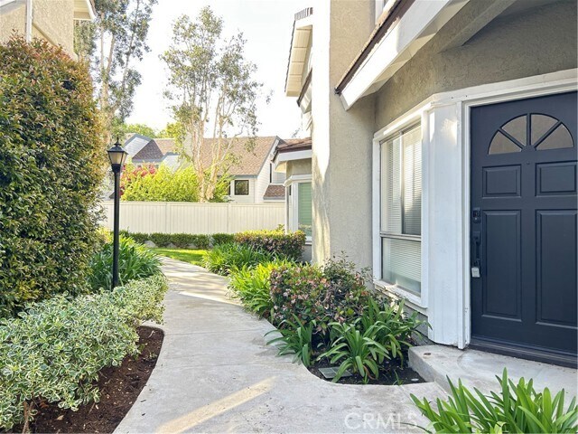 Foto del edificio - 567 Springbrook N