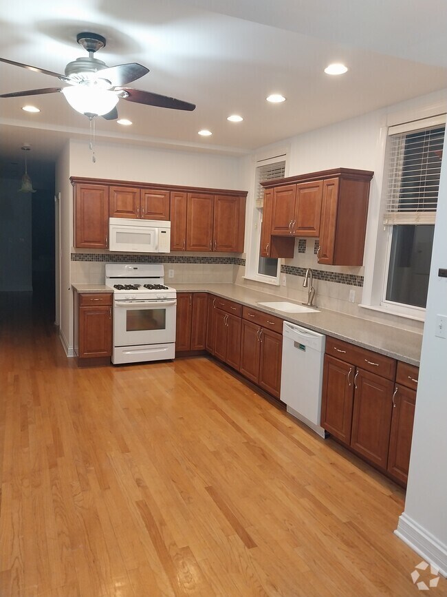 Apartments For Rent in Oak Lawn, IL 3 Rentals