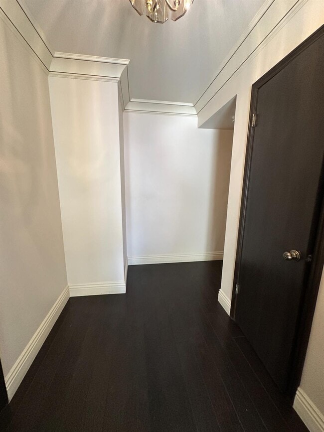Foto del edificio - 3644 W Beechwood Ave