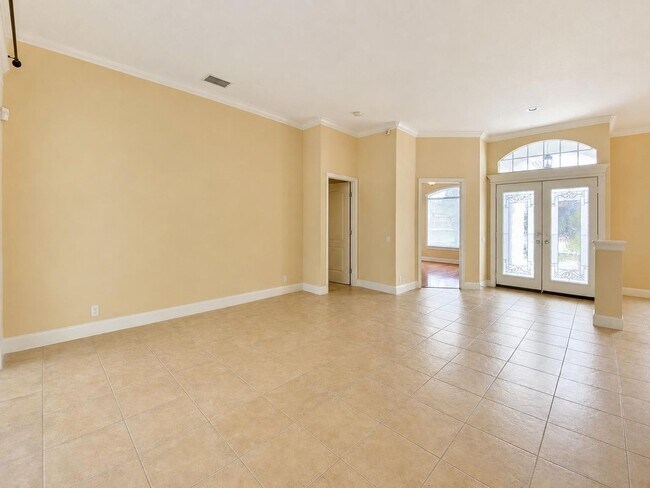 Foto del edificio - Now Available for Rent – 4/3 with flex room