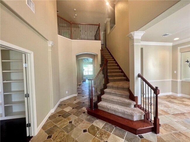 Building Photo - 11600 Hollister Dr