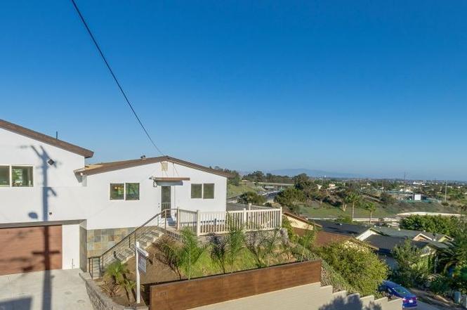 Private on a hill with no other homes looking in - 2491 Haller St