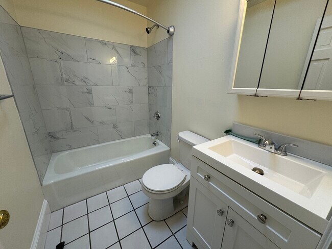 Foto del edificio - 163 W 2nd St