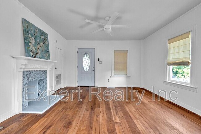 Foto del edificio - 1245 Waverly St