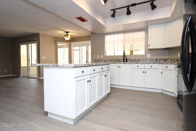 Foto del edificio - 2709 E Lockwood St