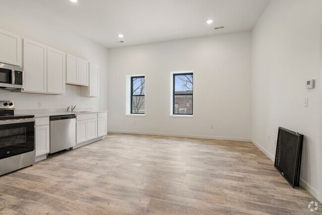 Building Photo - Reinbeck Apartments