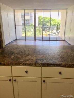 Foto del edificio - 95-061 Waikalani Dr