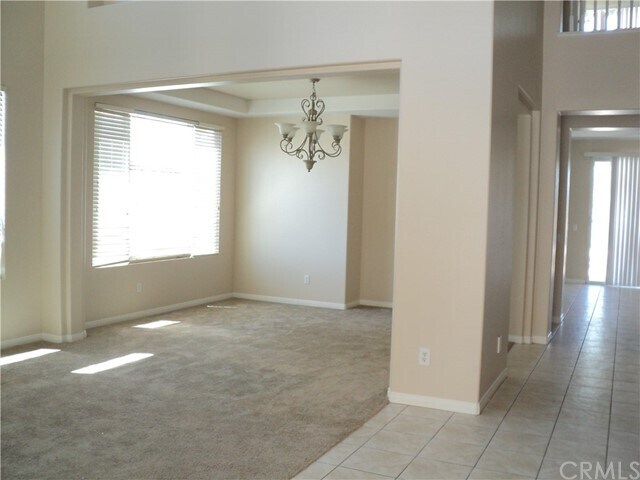 Building Photo - 26297 Horsetail St