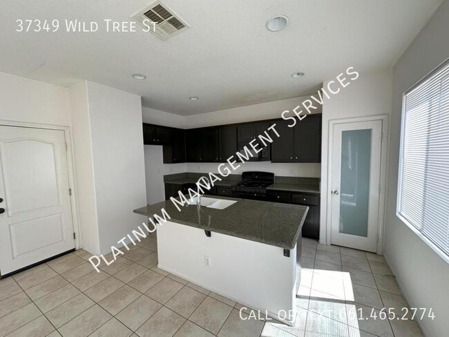 Foto del edificio - 37349 Wild Tree St