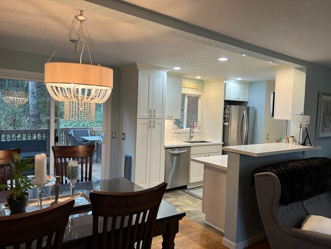 Foto del edificio - 12415 NW Haskell Ct