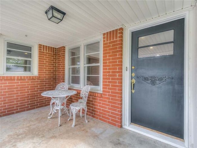 Building Photo - 2708 NW 34th St