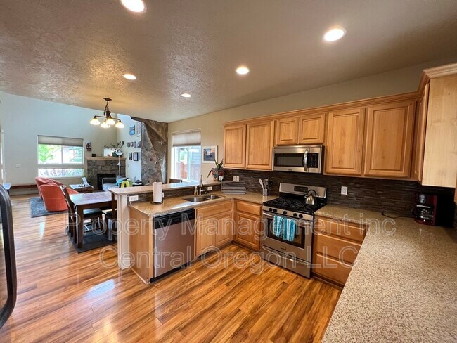 Foto del edificio - 20070 SW Millbrook Ln