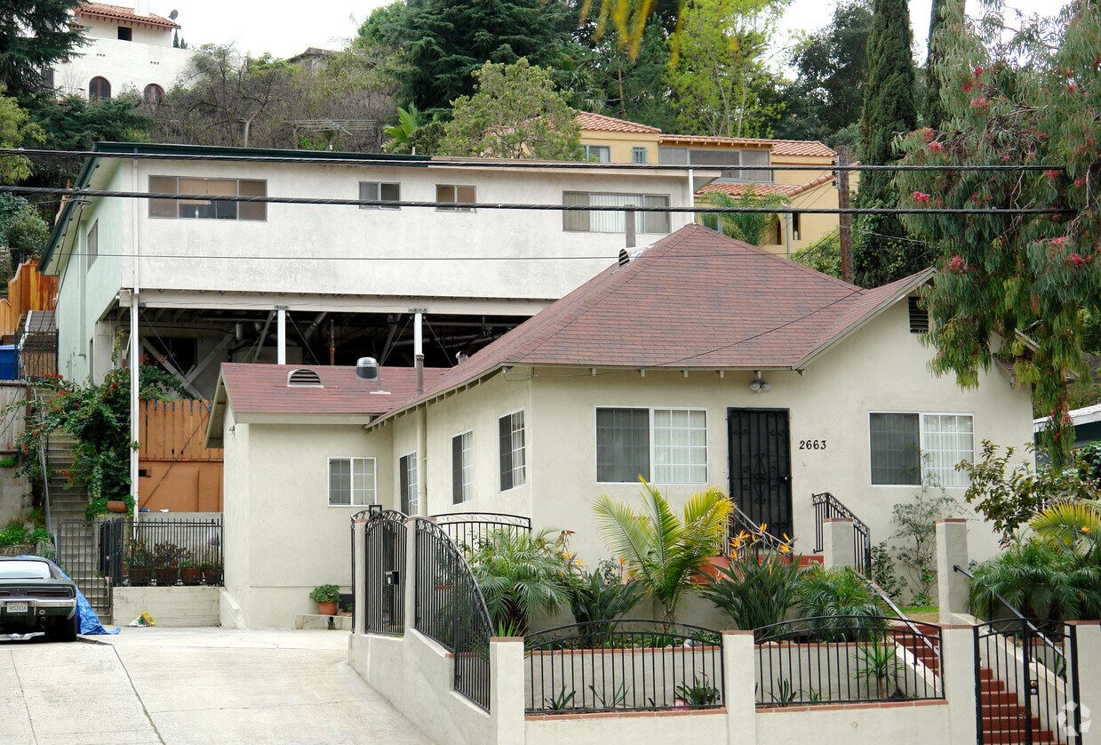 Primary Photo - 2663 Glendale Blvd
