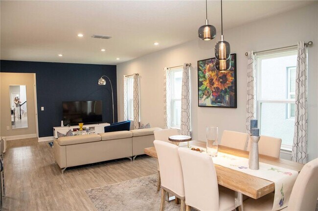 Foto del edificio - 5963 Glory Bower Dr