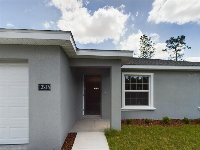 Building Photo - 13215 SW 77th Ave