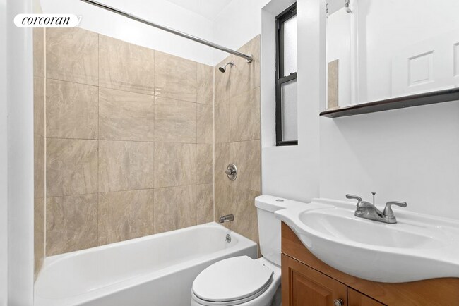 Foto del edificio - 311 Beach 47th St