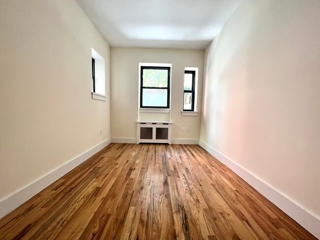 Building Photo - 63 W 68th St