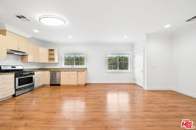 Foto del edificio - 14654 Gault St