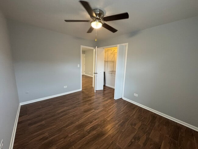 Foto del edificio - 5484 W Higgins Ave