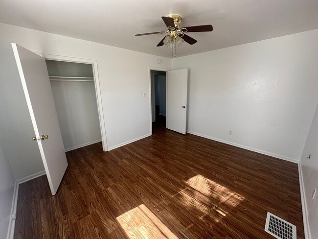 Building Photo - 1103 S 15th St