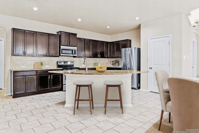 Building Photo - 1804 Aspen Silver