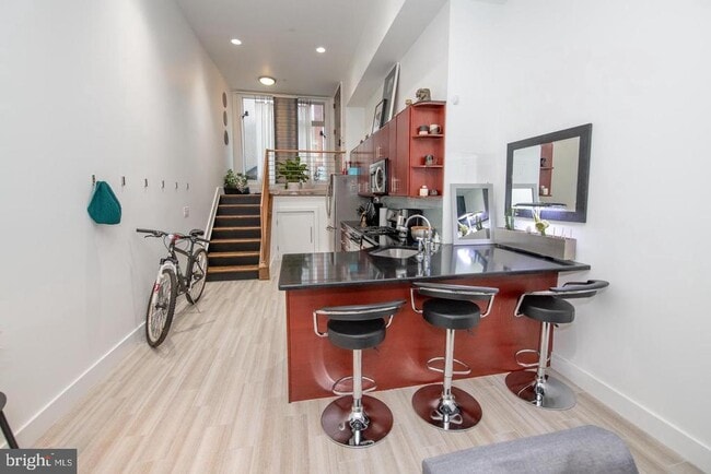 Building Photo - 1538 Ogden St