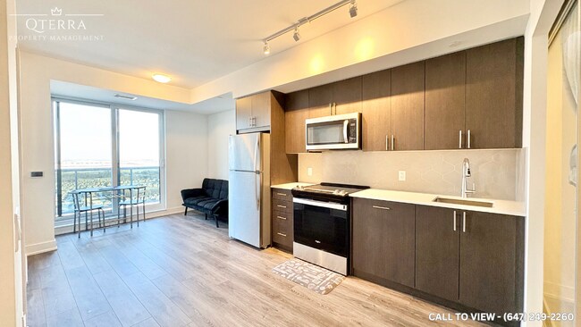 Photo du bâtiment - 2545 Simcoe St N