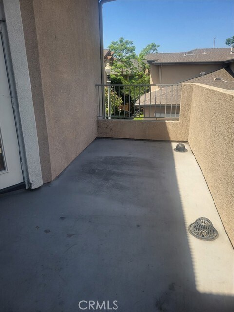 Foto del edificio - 17810 Cottonwood Ct