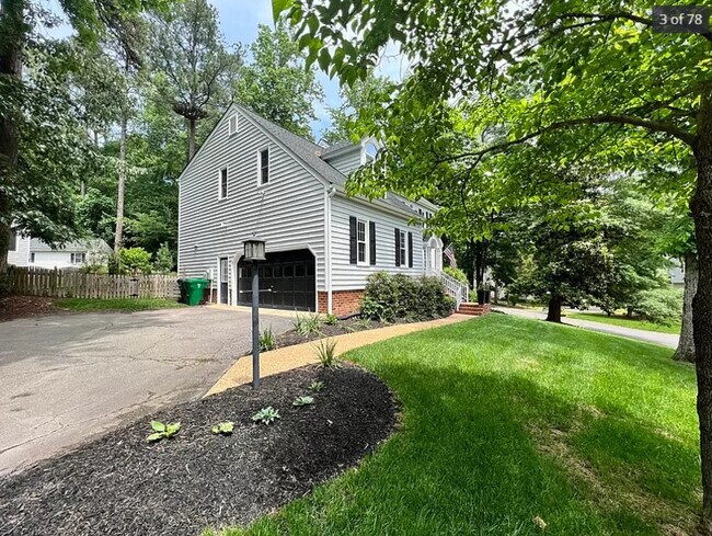 Building Photo - 6200 Lansgate Rd