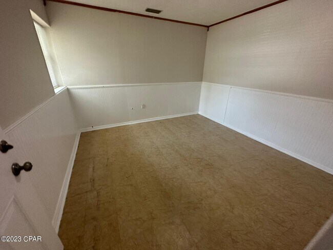 Foto del edificio - 102 Hershel Ct