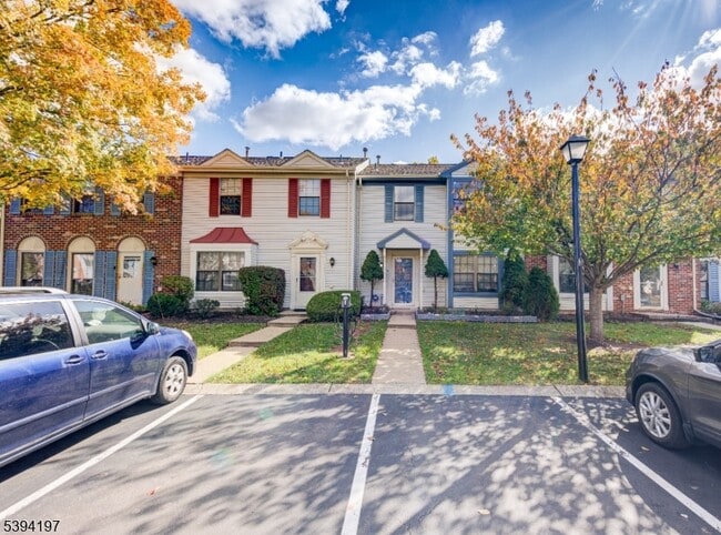 Foto del edificio - 75 Pear Tree Ln