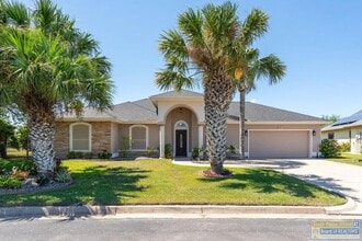 Building Photo - 28 Cypress Point Dr