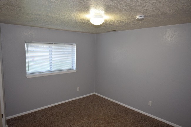 Foto del edificio - 210 Bridger Dr