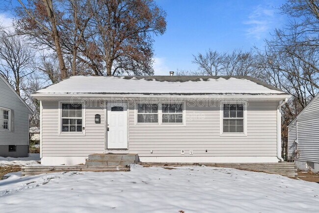 Foto del edificio - 409 Caithness Rd