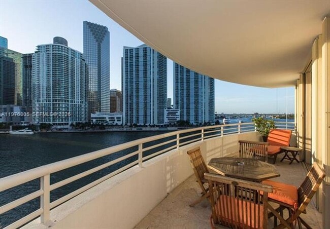 Photo - 888 Brickell Key Dr Apartment