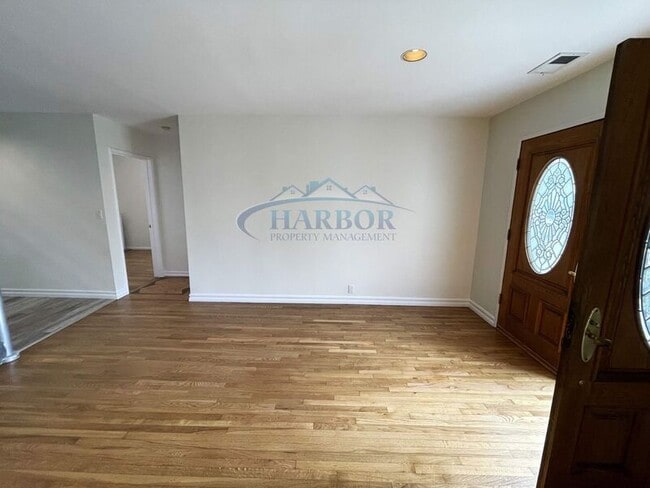 Building Photo - 3706 S Emily St