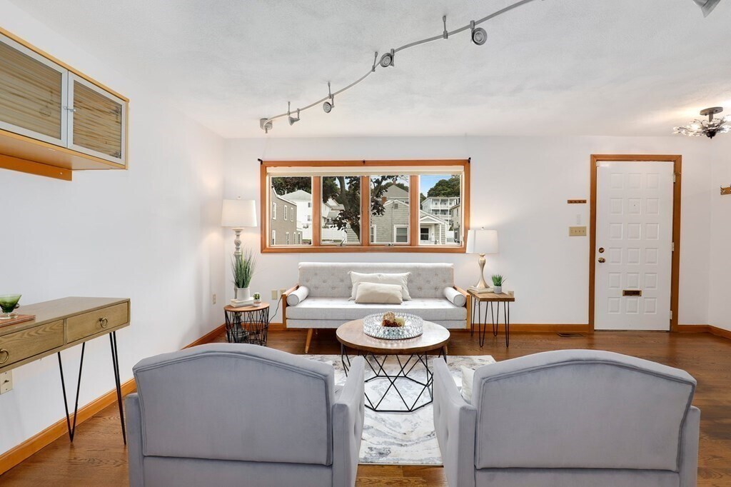 31 Almont St, Winthrop, MA 02152 Townhome Rentals in Winthrop MA