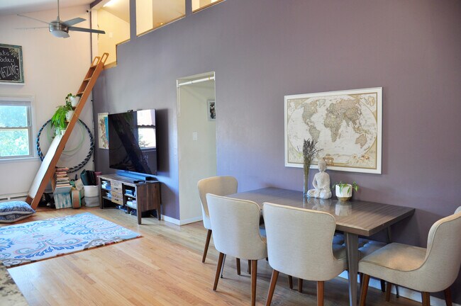 Foto del edificio - 540 Hinman Ave