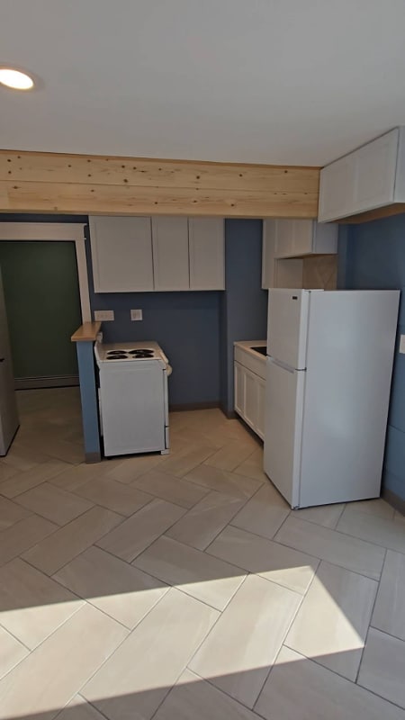 Building Photo - 5 Orchard Ln