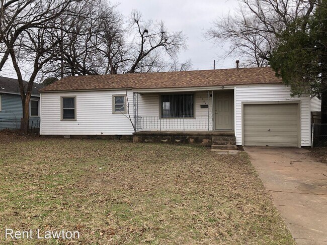 Building Photo - 3 br, 1 bath House - 1904 NW Lawton Ave.