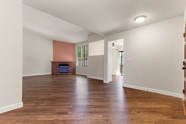 Building Photo - 7614 Arbor Creek Cir