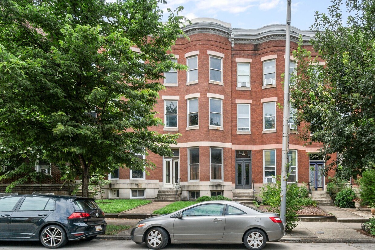 Primary Photo - Spacious 6BR/2.5BA in CV AVAILABLE August 2025