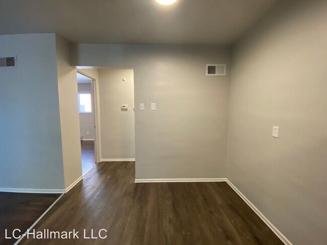 Foto del edificio - 3600 Hallmark Ln