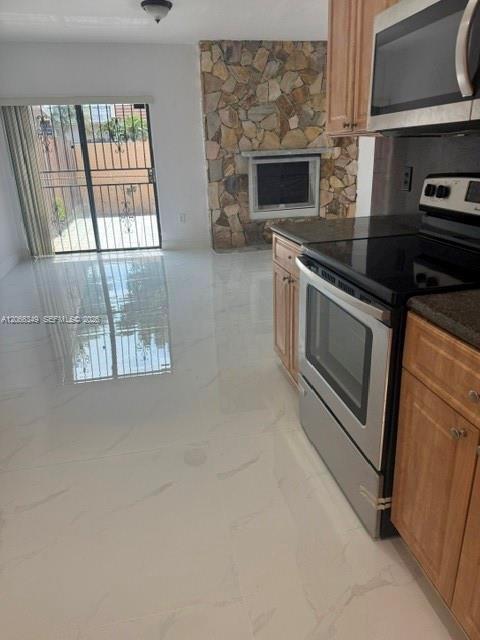 Foto del edificio - 19630 Cypress Ct E