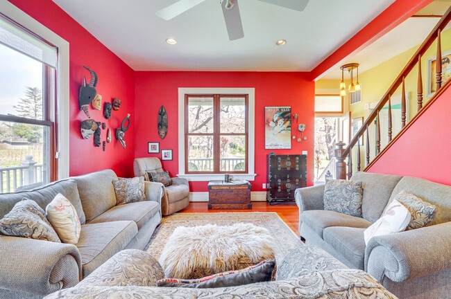 Building Photo - 3177 Vichy Ave