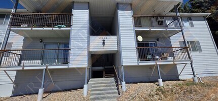 Building Photo - 2916 Plumtree Dr