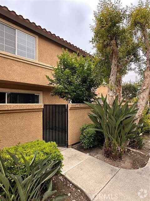 Building Photo - 11536 Promenade Dr