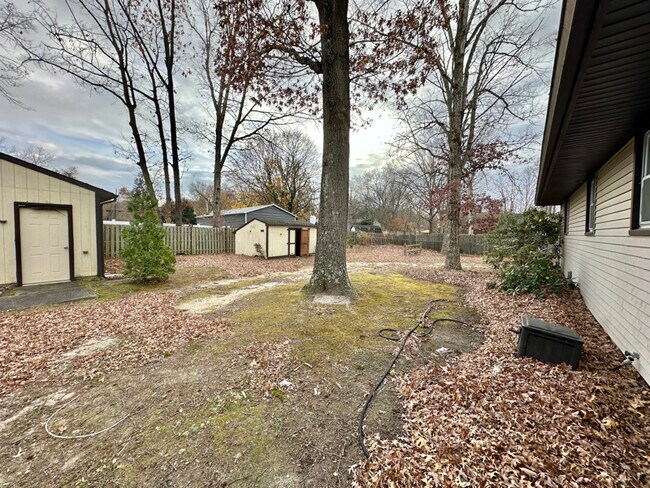 Building Photo - 206 Bittlewood Ave