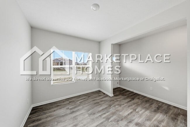 Building Photo - 6300 Trailview Dr